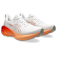 Asics  Novablast 4 9.5