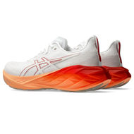 Asics  Novablast 4 9.5